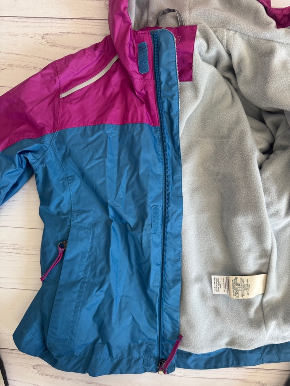 LL Bean lined raincoat - Picture 6 of 7
